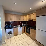 Daire Waterlane Galway