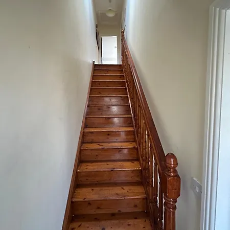 Waterlane Apartment *