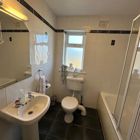 Waterlane Apartment *